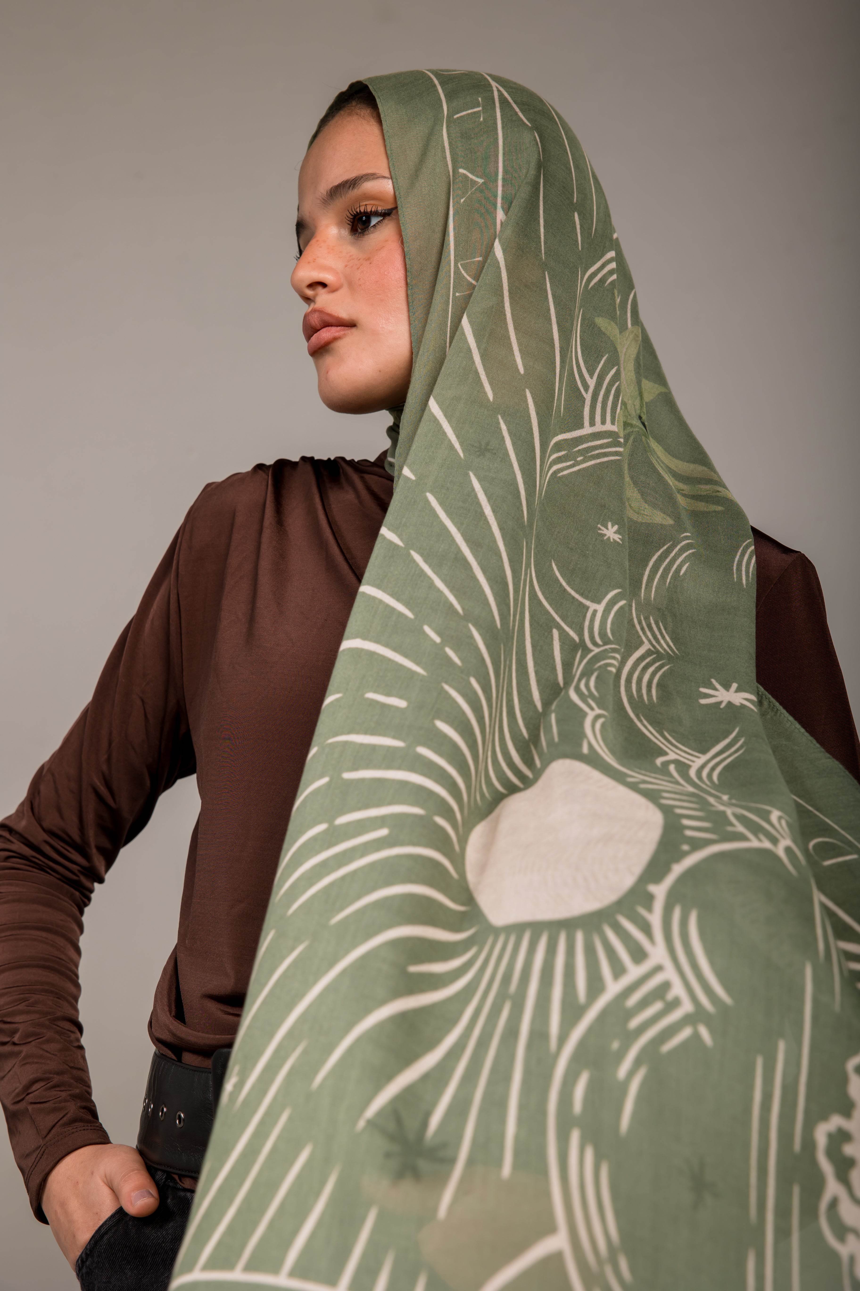 Sunny Days In Olive - Image 5